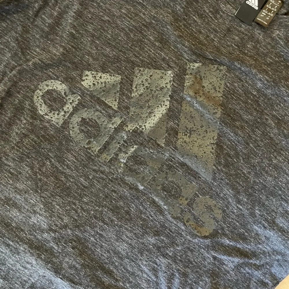 Adidas Tank - Picture 4 of 4